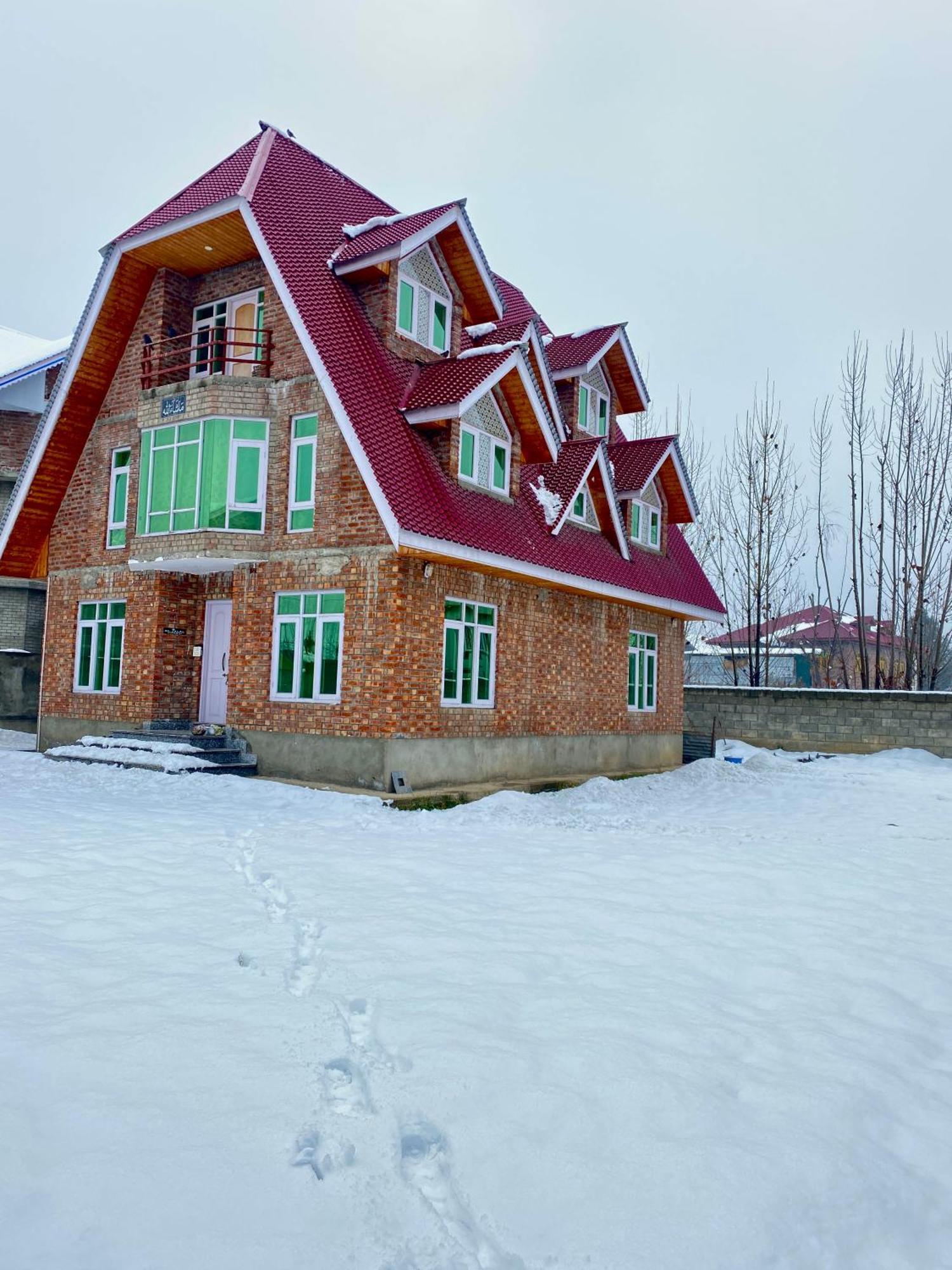 Al Jalal Resort Сринагар Экстерьер фото