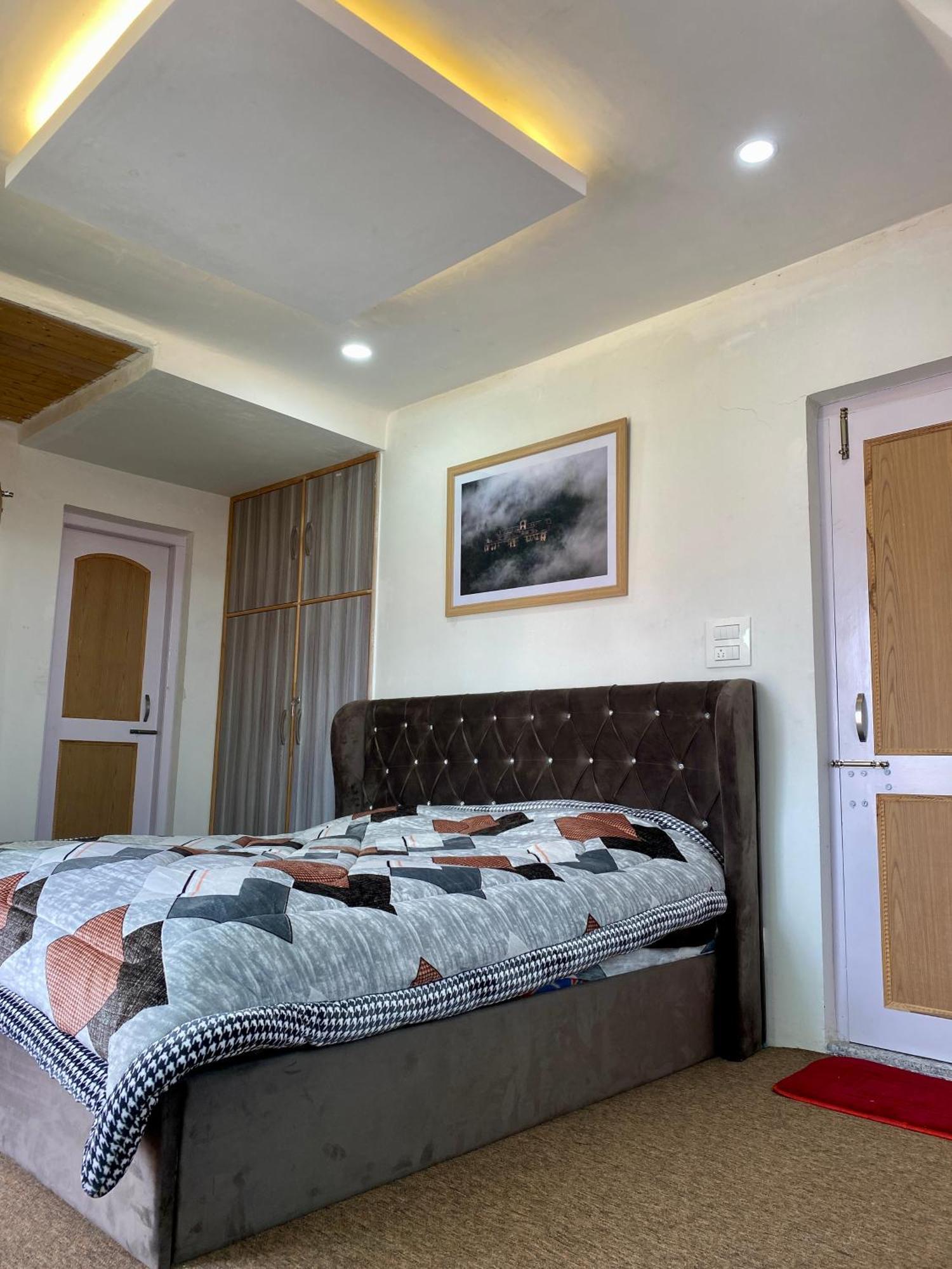 Al Jalal Resort Сринагар Экстерьер фото